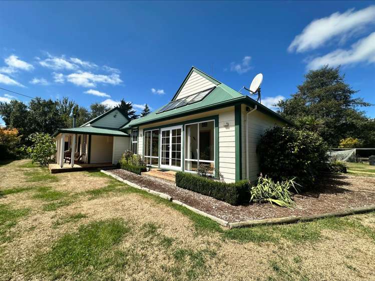 311 Hollands Road Darfield_14