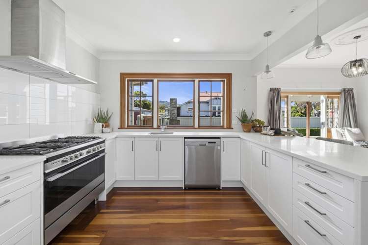 49 Tama street Alicetown_20