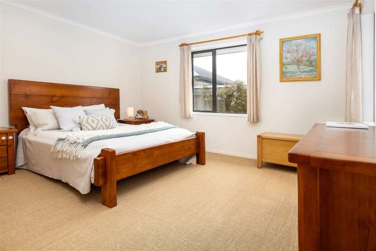 7 Dakota Place Burleigh_13