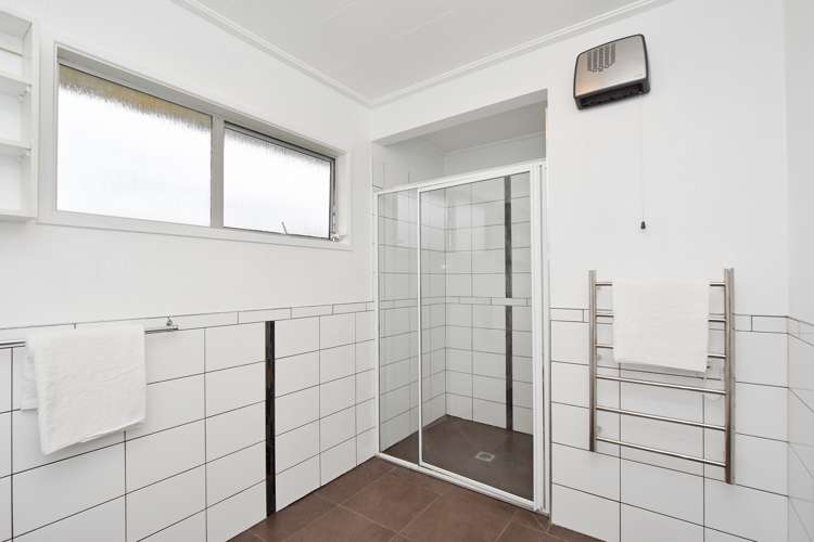 76 Russel Street Gladstone_8