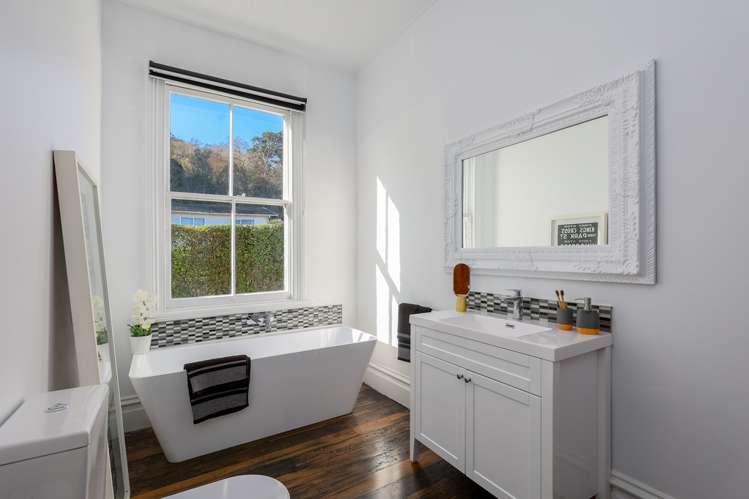 256 Bridge Street The Wood_11