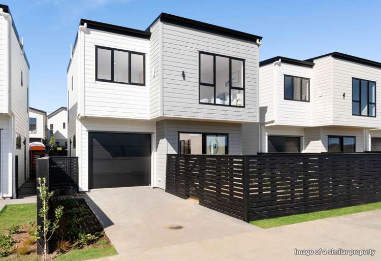 18 Greenbrier Street_0