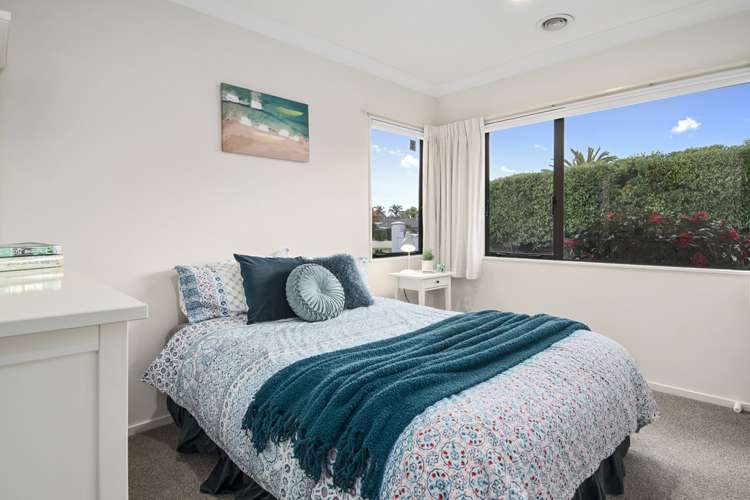 17 Manor Park Drive Pyes Pa_18