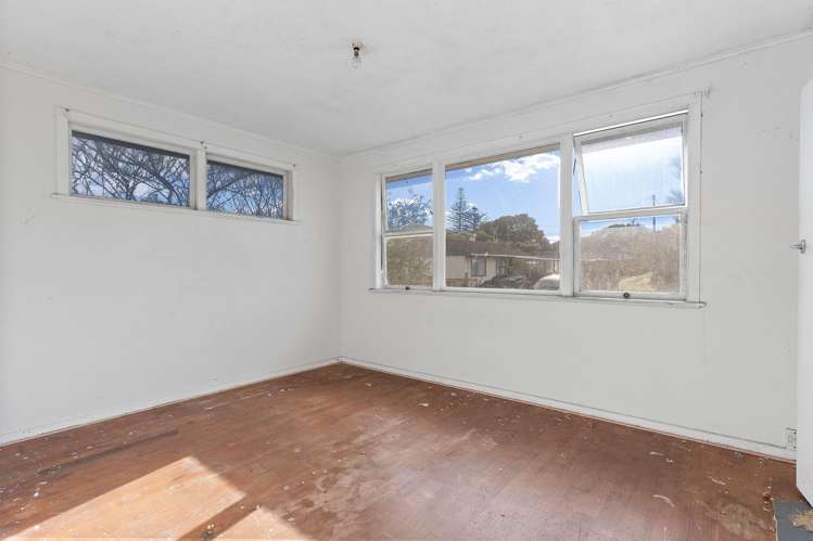 134 & 134a Browns Road Manurewa_11