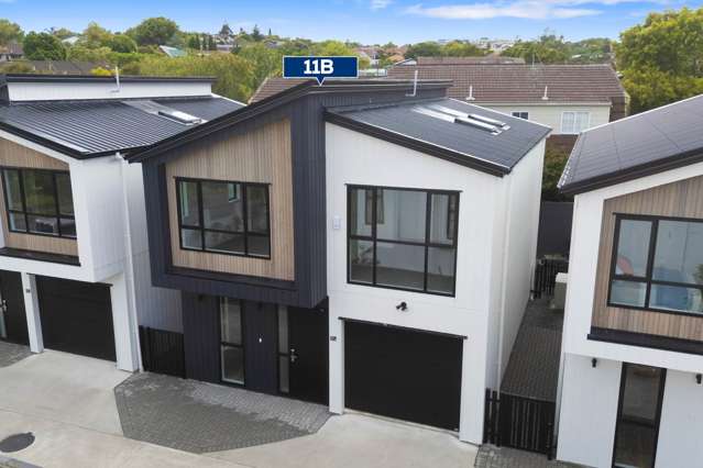 11 Norman Lesser Drive St Johns_4