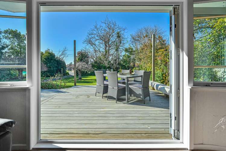 112 Lyndhurst Road Frimley_6