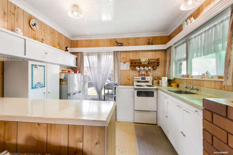 18 Taikata Road Te Atatu Peninsula_6