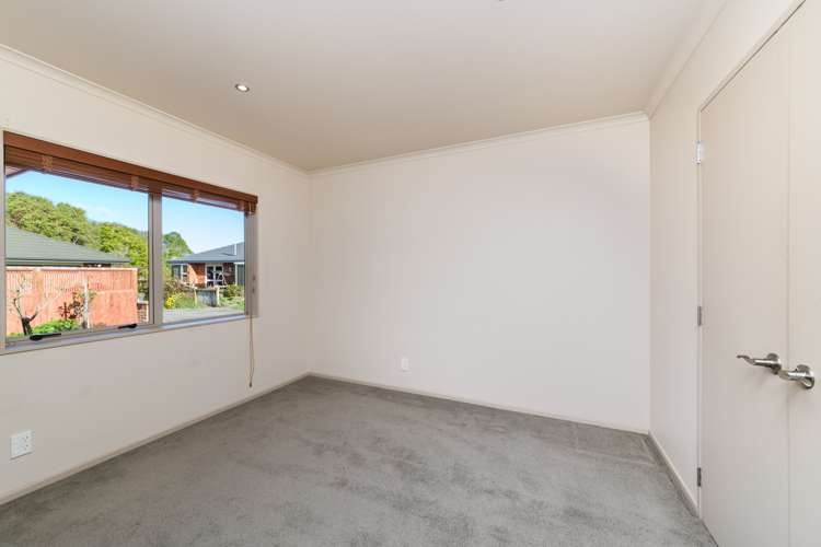 6 Elly Court Feilding_15