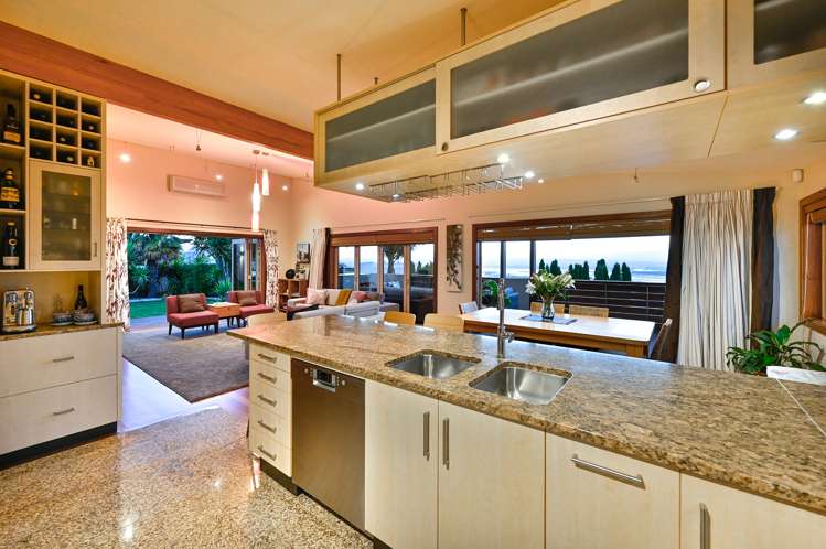 331 Princes Drive Britannia Heights_6