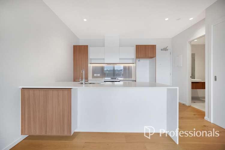 608r/11b Spring Street 10051_3