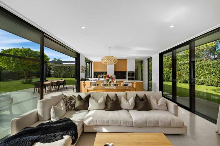 7 Eastwood Lane Lower Shotover_9