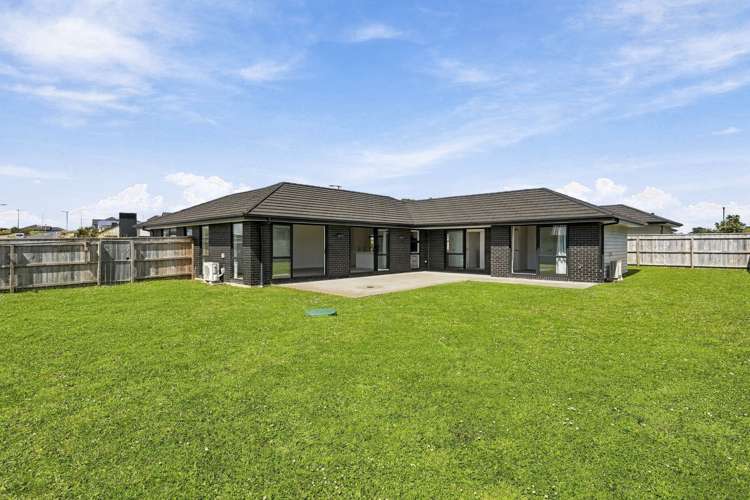 24 Kerr Crescent_1