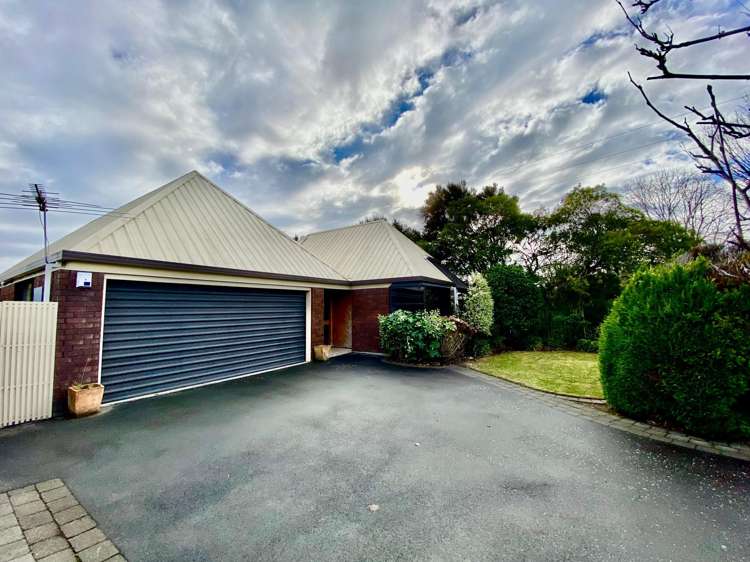 64 Lancewood Drive_0