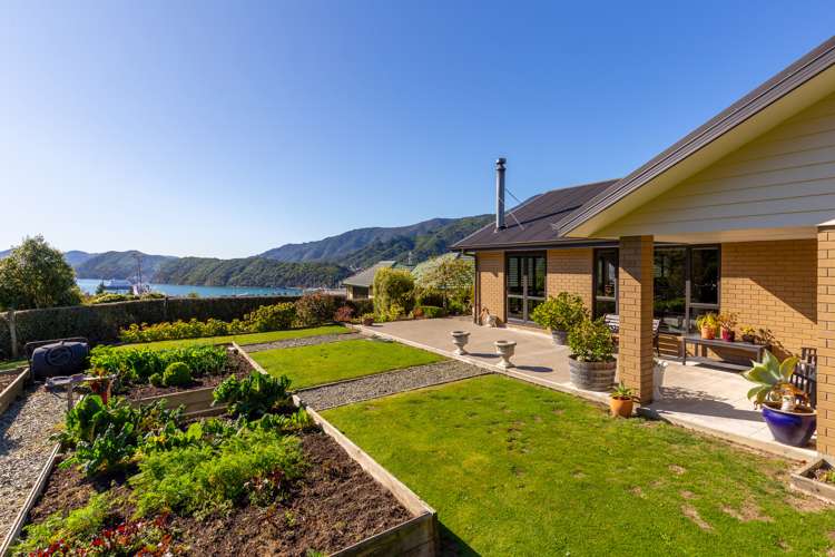 30 Harbour View Heights Picton_17