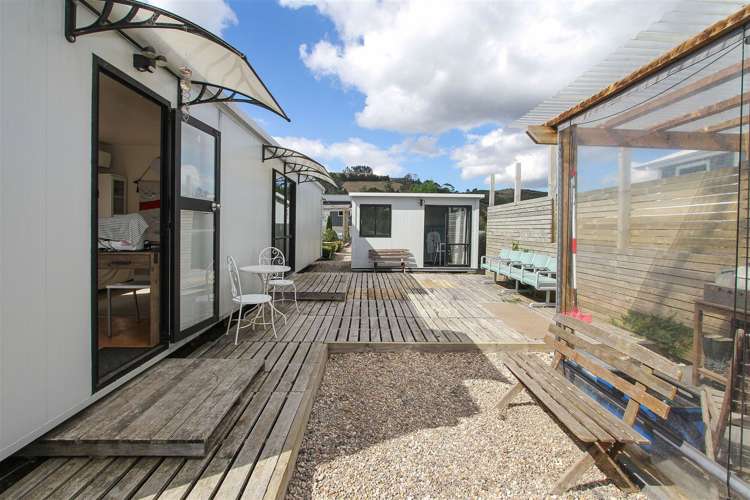 20 Niccone Place Bombay_22