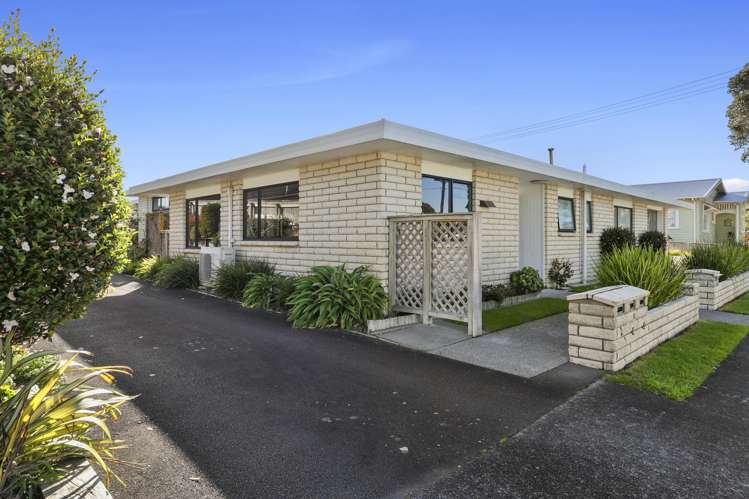 1/30 Whiteley Street Moturoa_16