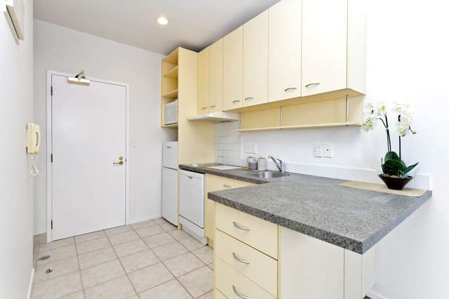 6d/50 Eden Crescent Auckland Central_2