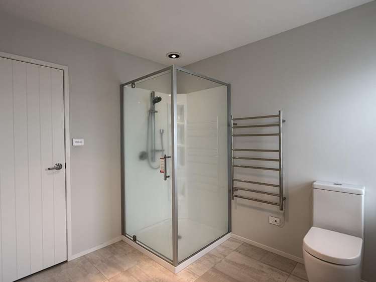 21 Matepu Crescent Pyes Pa_29