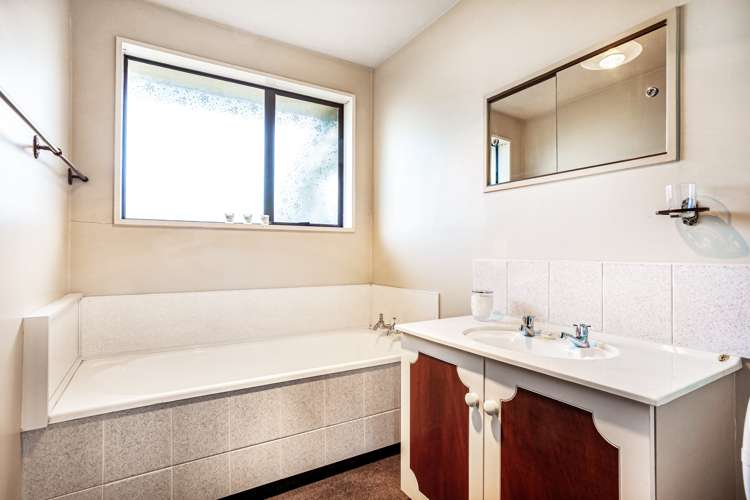 9 Flaxwood Lane Waltham_14