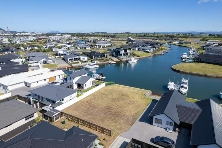 63 Stace Hopper Drive One Tree Point_10