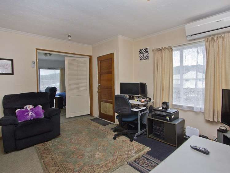 32 Ruthven Road Wainuiomata_7