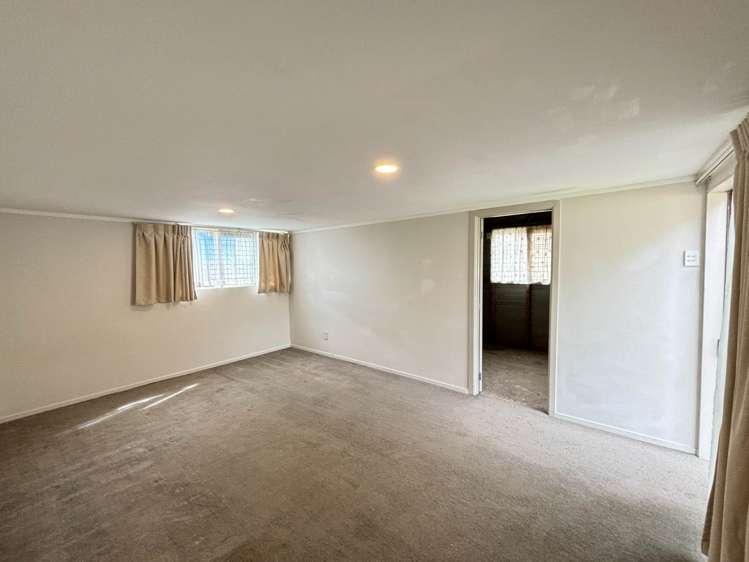 56 Sharland Avenue Manurewa_17