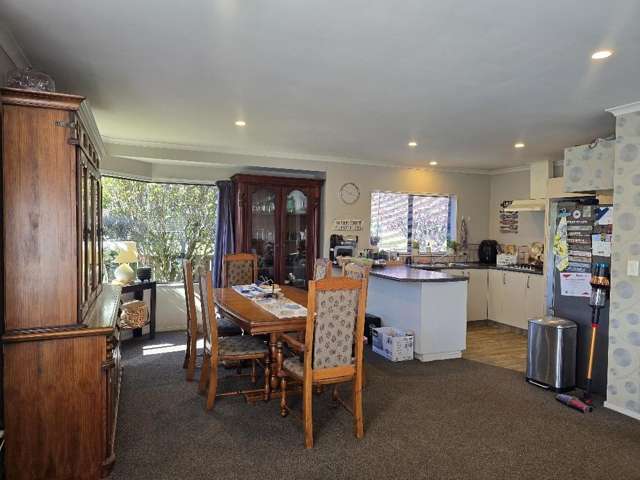 50 Arrowsmith Avenue 1140_3