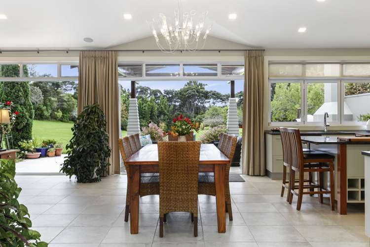 152k Parker Road Oratia_7