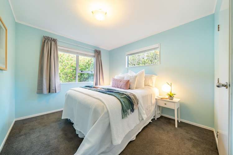 18 Yarrow Place Papakowhai_14