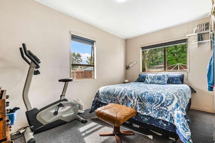 2/13 Paton Avenue Te Atatu South_7