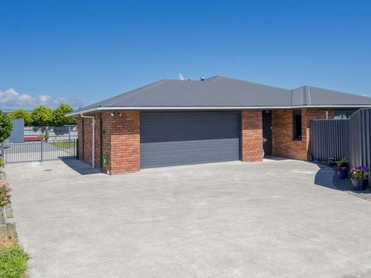 15 Ludlam Way Otaki_1