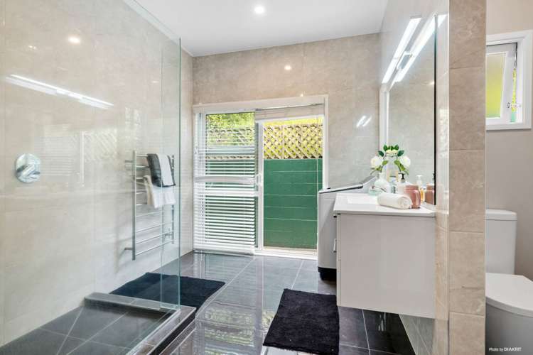 1/135 Exmouth Road Northcote_4