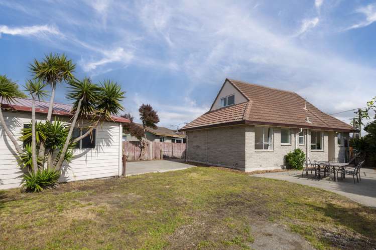 22 Sandown Crescent Aranui_15