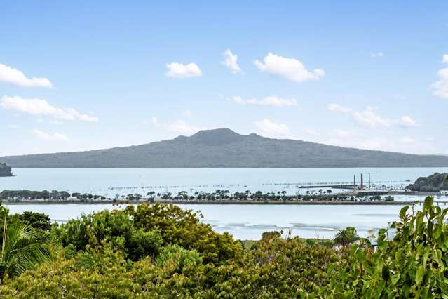 Classic Remuera elegance with iconic harbour views