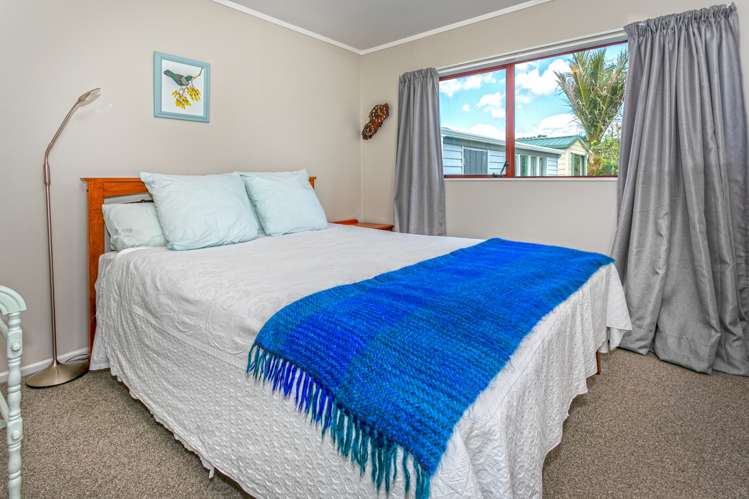 104 Ngati Pu Place Whangamata_11