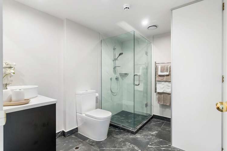 2L Alpers Avenue Epsom_17