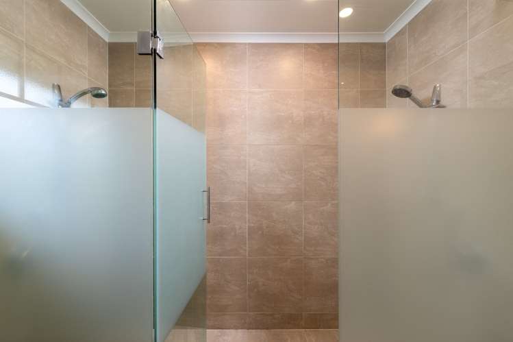 2 Aratia Way Richmond_12