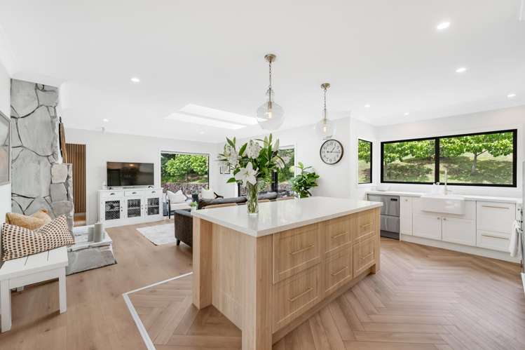 18 Ara-Kotinga Whitford_32