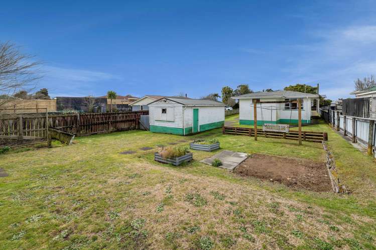 23 Orlando Street Stratford_15