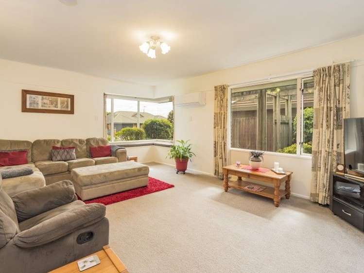 40 Aldinga Avenue Stoke_5