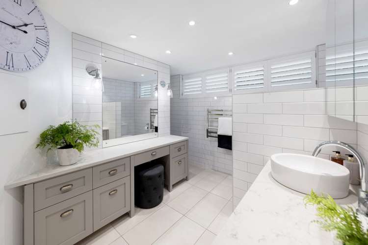 1b Highland Road Mount Albert_16