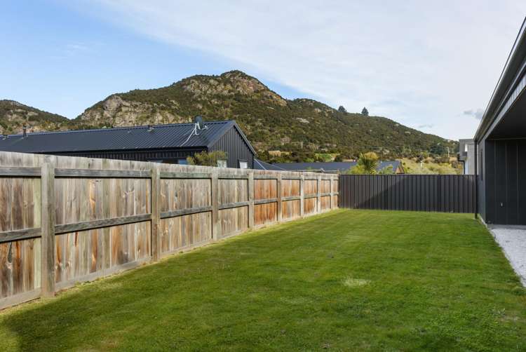 3 Pepperwood Green Albert Town_24