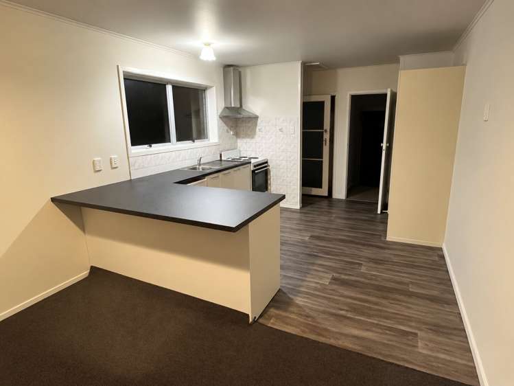 15 Beaumaris Place Dinsdale_2
