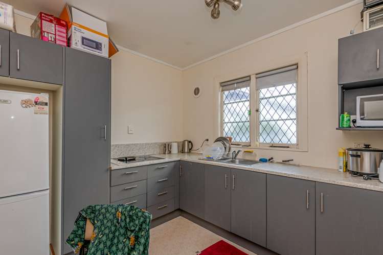 64 Bryant Street Takaro_11