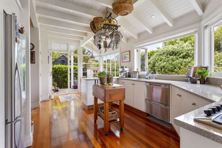 2 Takarunga Road Devonport_11