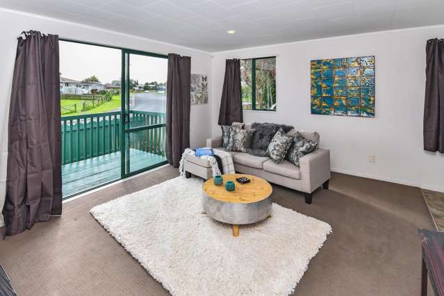 1/2 Jack Farrell Place Papakura_1