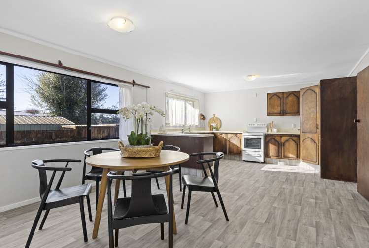 6 Austen Place Leamington_10