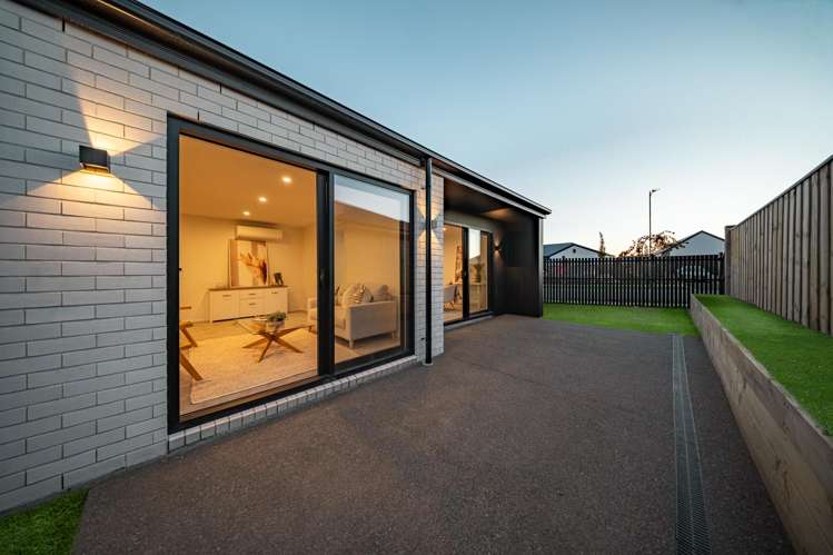 47 Accadia Dr Rolleston_16