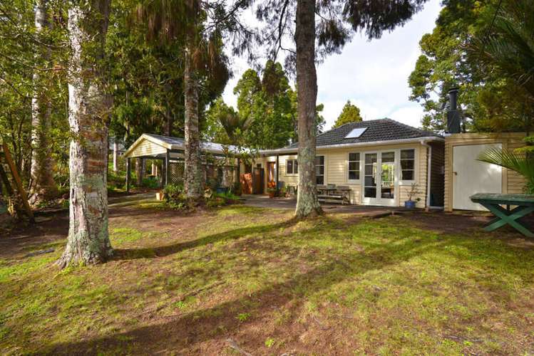 48 Hollywood Avenue Titirangi_16
