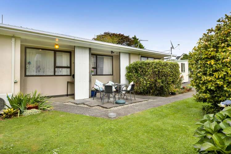 8B-8C Oswald Place Stratford_10